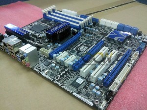 AsRock-X58-Extreme6-LGA1366-motherboard_002