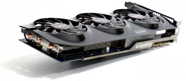 gigabyte_gtx680_windforce3X_2