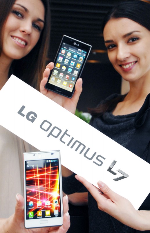 LG_Optimus_L7_global_launching_2