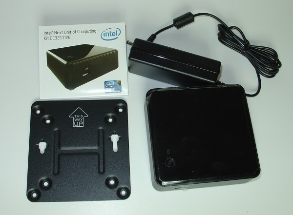 intel_nuc_d3217iye_pack