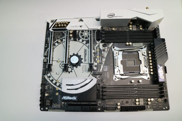 asrock_x99_taichi_board