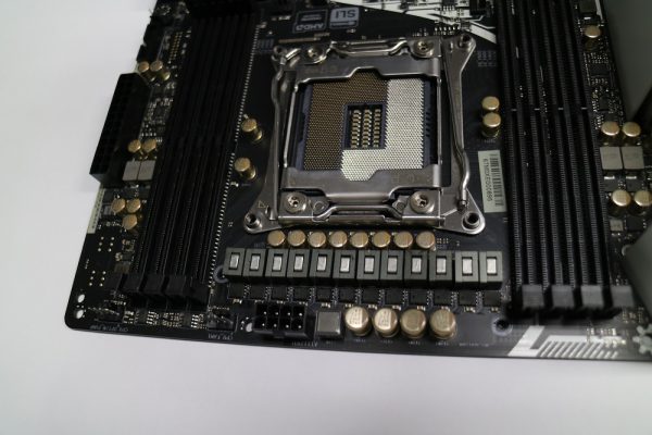 asrock_x99_taichi_board_vrm