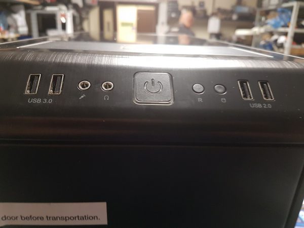 dark_base_900_pro_power_on_usb