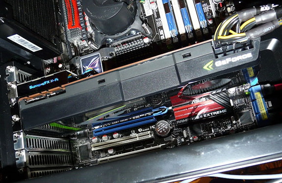NVIDIA официално показаха новият GF100/Fermi на CES 2010