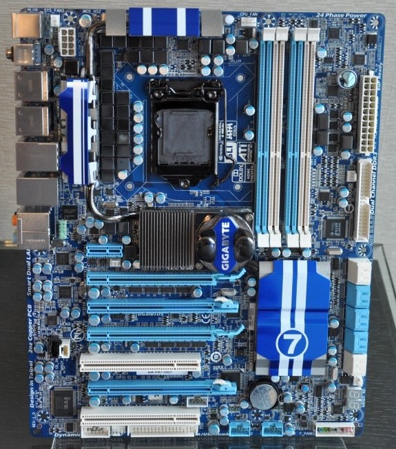 GA-P67A-UD7 – новата платка на Gigabyte е готова за атака