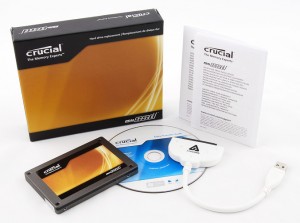 Lexar-Crucial-RealSSD-C300-with-transfer-kit_001
