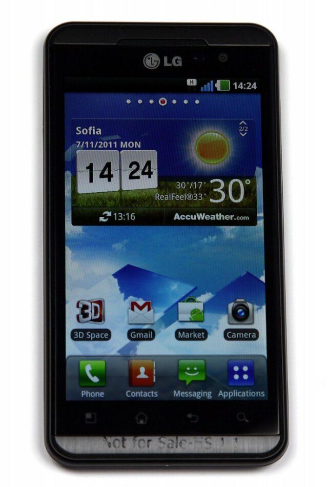 lg-optimus-3d-bg