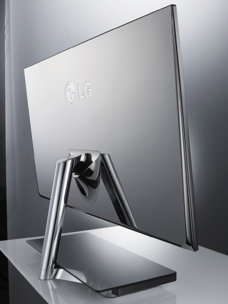 LG представи два нови монитора с акцент върху дизайна и възпроизвеждането на 3D съдържание