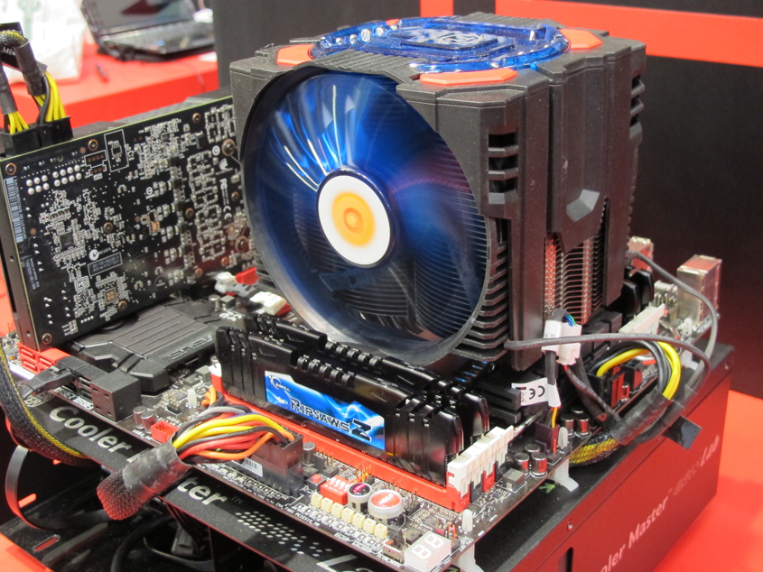 Cebit 2012 – G.Skill демонстрират най-бързата четириканална DDR3-2666 16 GB