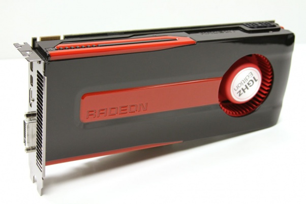 Radeon HD7800 също поевтинява, все още неофициално.