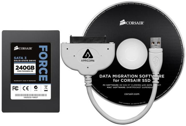 SATA към USB за мобилен трансфер в комплекта на Corsair Force 3 SSD