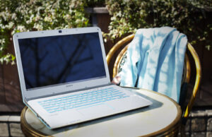 Новите Sony VAIO E серия 14P лаптопи със свеж летен дизайн