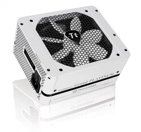 tt_toughpower_snow_700w