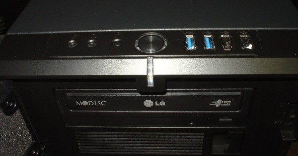 invincible_front_dvd_buttons