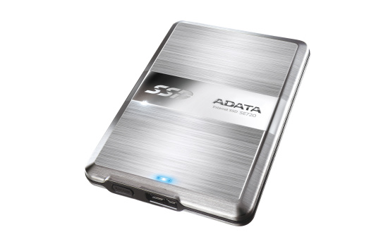 ADATA пуска тънкият и здрав външен SSD DashDrive Elite SE720