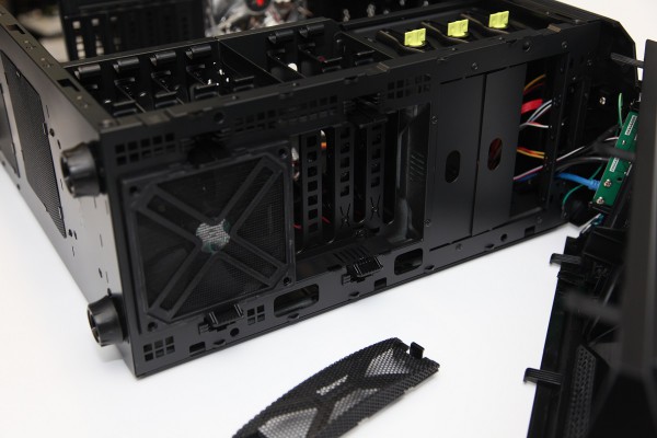 inwin_gt1_black_front_fan