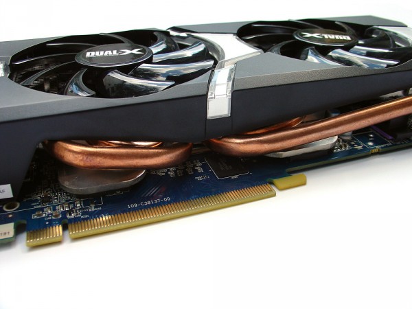 r9_280_card_ddr_heatpipe
