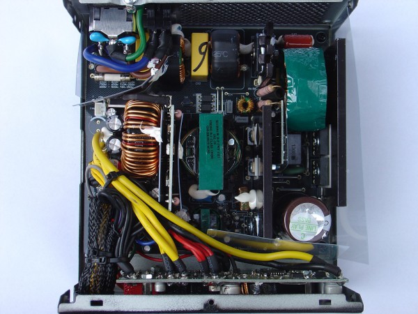 gpm_650c_psu_inside_1
