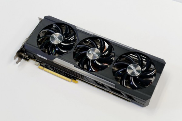 amd_radeon_r9_380x_draft_1
