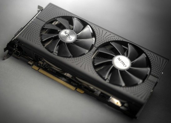 Sapphire NITRO Radeon RX480 позира за снимки