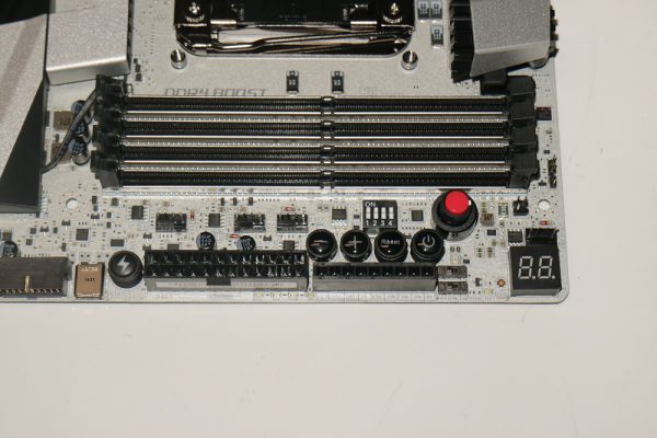 msi_x99a_xpgt_atx_dimm