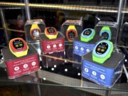 Детският умен часовник MyKi Touch се радва на голям интерес