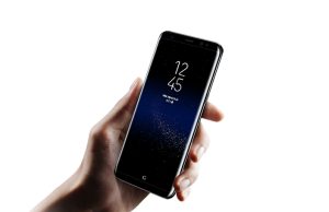 Инфинити дисплеят на Galaxy S8 с най-висока оценка от DisplayMate