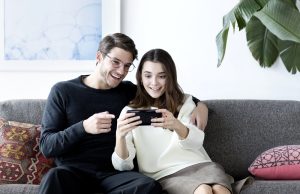 Стартират предварителните поръчки на новия флагман Xperia XZ2 от Sony в онлайн магазина на VIVACOM
