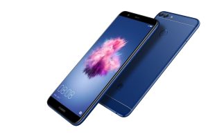 Huawei оборудва студентски отбори с телефони P Smart за едно незабравимо пътуване в рамките на кампанията “Red Bull Can You Make It?”