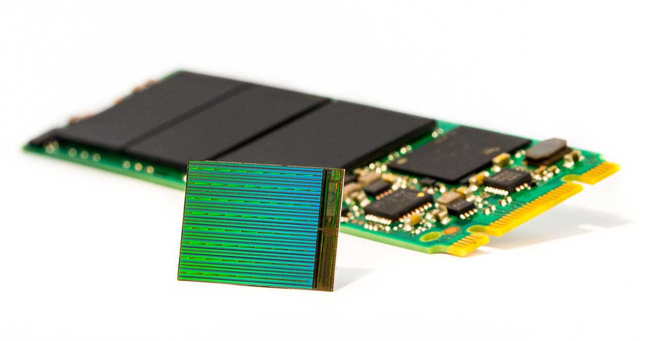 Според DRAMeXchange цените на DRAM и NAND flash ще спаднат през 2019 г.