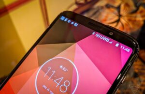 Китайските производители на смартфони с $US 80 добавка за 5G