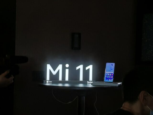 xiaomi_mi11_BG_1