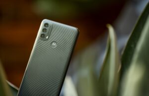 Motorola пуска ново бюджетно допълнение към серията moto e в лицето на мощния moto e40