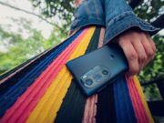 Гледайте мултимедия без забавяния с иновативния Motorola Edge 30 Pro от Vivacom