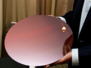 Intel в преговори със Samsung за бъдещо сътрудничество