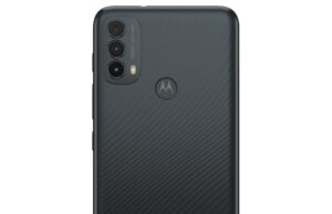 Новият смартфон moto e30 вече е във Vivacom