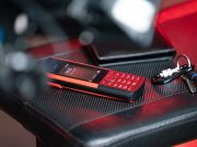 Новият Nokia 5710 XpressAudio: 4G телефон с вградени безжични слушалки