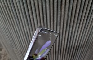 Samsung с по-консервативен поглед за продажбите на смартфони през 2023 година