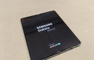 Защо да Fold-ваме – предимства и ползи от сгъваемия смартфон