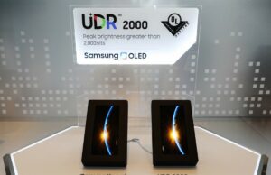 Samsung демонстрира OLED матрица UDR 2000