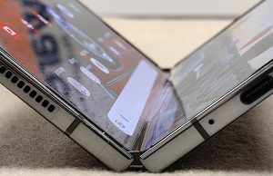 Samsung Galaxy Z Fold5 и Z Flip5 ще поддържат 25W жично зареждане