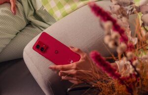 Motorola празнува 10-годишнината на серията moto g с 200 милиона продадени устройства