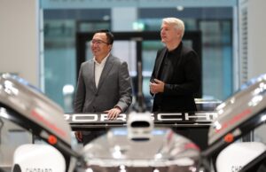 Ново партньорство между Porsche Design и HONOR в името на авангардните технологии и функционалния дизайн