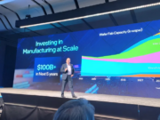 Intel поставя 1nm процес (10A) в пътната си карта за 2027 г.