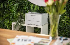 Brother обяснява как услугите за управление на печата пестят време и пари
