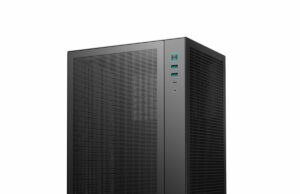 DeepCool представя CH170 DIGITAL: ултимативната портативна ITX кутия