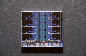AMD отхвърля възможността Ryzen X3D CPU да има 3D V-Cache на всички CCD, поради финансови притеснения