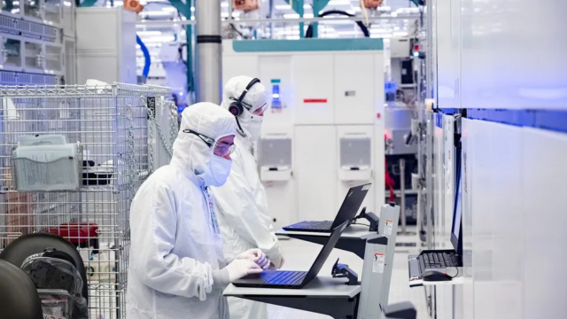 Intel fab