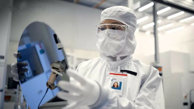 Intel-TSMC