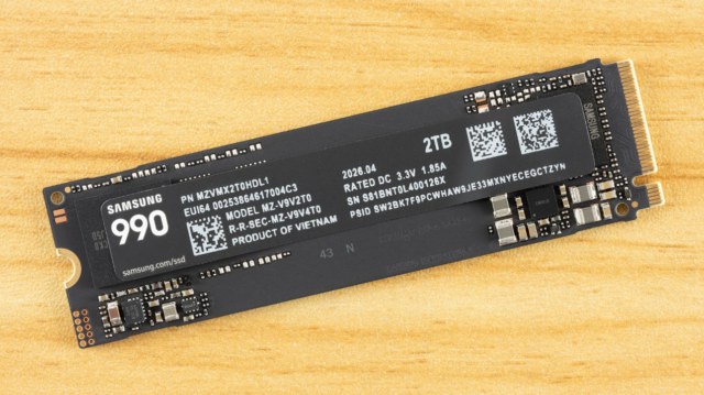 Samsung 990 QLC DRAMless